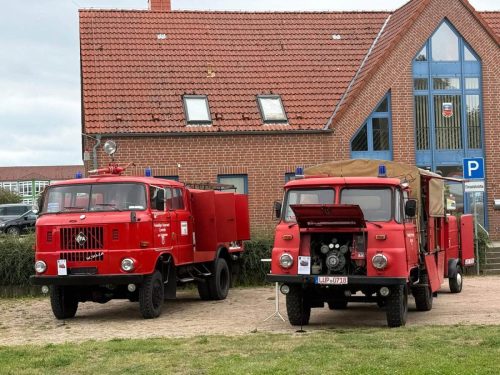 Oldtimer/ehemalige Fahrzeuge